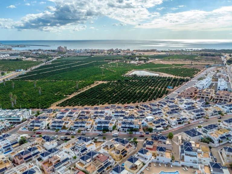 Town House for Sale in Los Balcones, Alicante 6