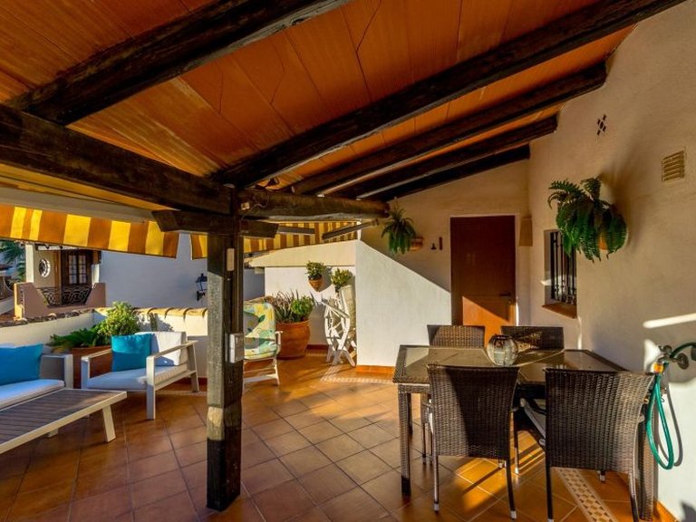 Apartment for Sale in Torrevieja, Alicante 26