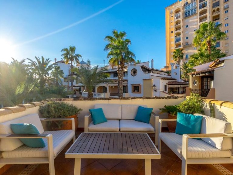 Apartment for Sale in Torrevieja, Alicante 27