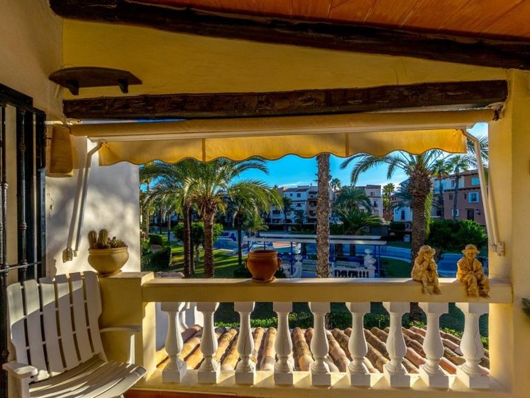 Apartment for Sale in Torrevieja, Alicante 28