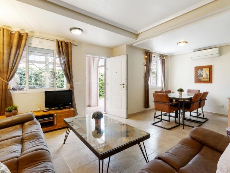 Town House for Sale in Torrevieja, Alicante 2