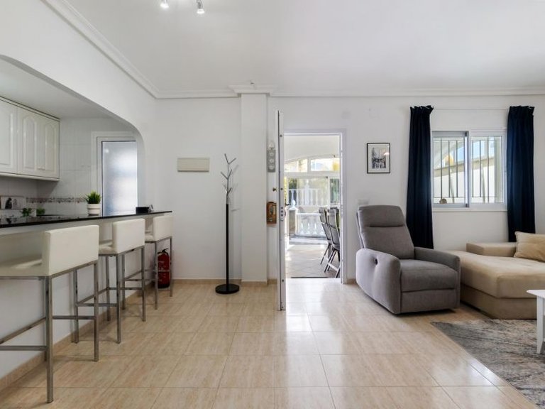 Town House for Sale in Playa Flamenca, Alicante 7