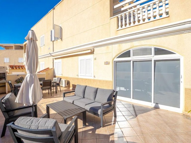 Town House for Sale in Playa Flamenca, Alicante 37