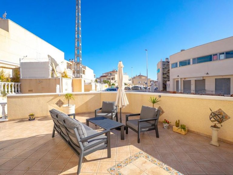 Town House for Sale in Playa Flamenca, Alicante 41