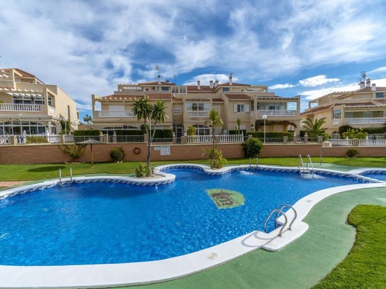 Town House for Sale in Playa Flamenca, Alicante 46