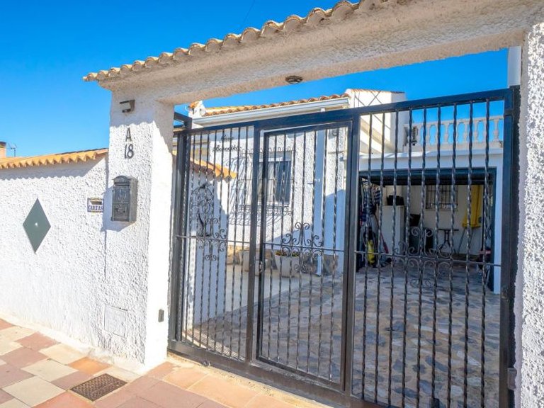 Town House for Sale in Torrevieja, Alicante 23