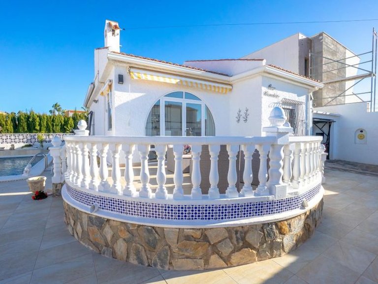 Town House for Sale in Torrevieja, Alicante 28