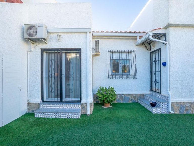 Town House for Sale in Torrevieja, Alicante 36
