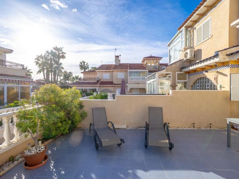 Apartment for Sale in Playa Flamenca, Alicante 21