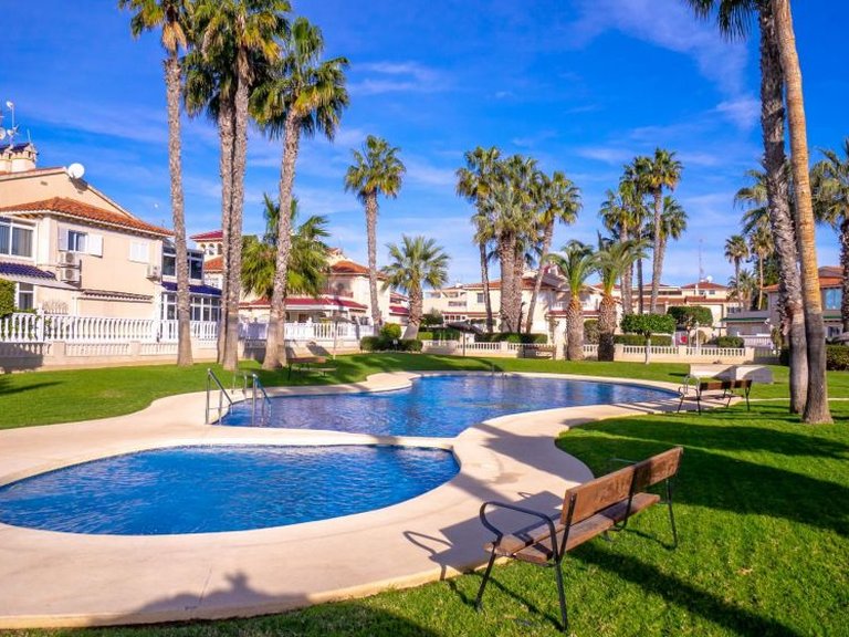 Apartment for Sale in Playa Flamenca, Alicante 25