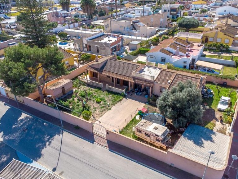 Villa for Sale in Los Balcones, Alicante 1