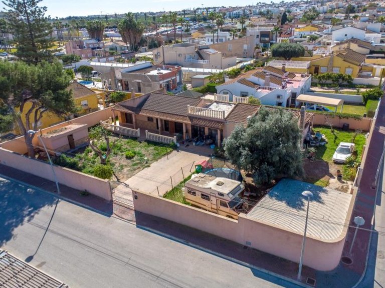 Villa for Sale in Los Balcones, Alicante 19