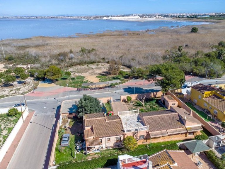 Villa for Sale in Los Balcones, Alicante 27