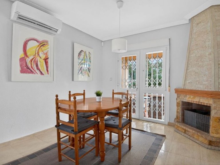 Villa for Sale in Torrevieja, Alicante 8