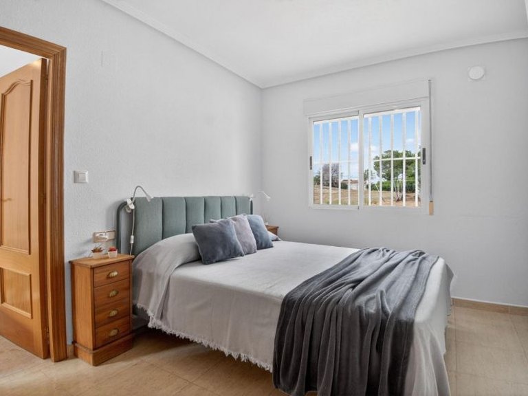 Villa for Sale in Torrevieja, Alicante 19
