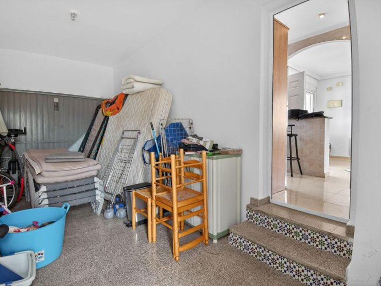 Villa for Sale in Torrevieja, Alicante 28