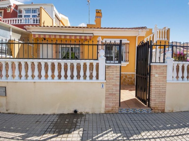 Town House for Sale in Torrevieja, Alicante 24