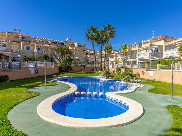 Town House for Sale in Playa Flamenca, Alicante 38