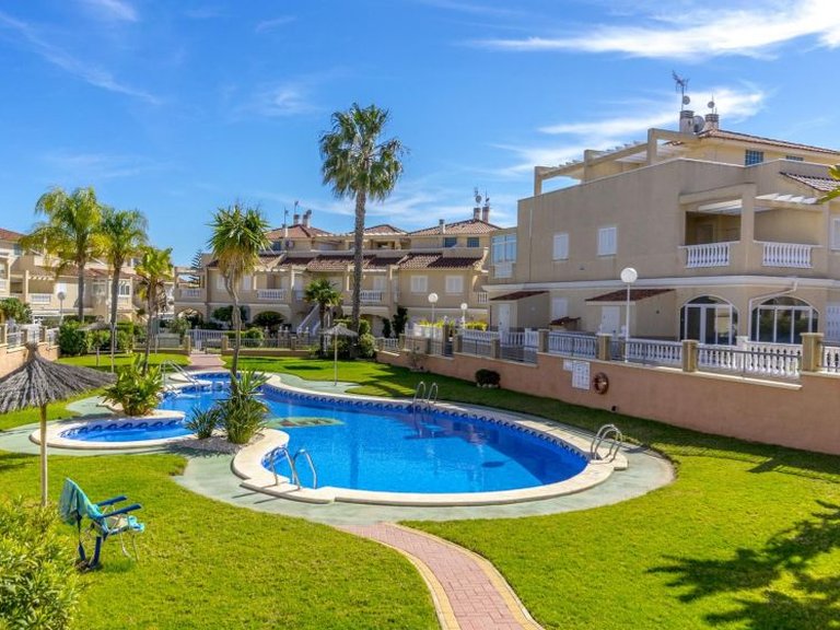 Town House for Sale in Playa Flamenca, Alicante 39