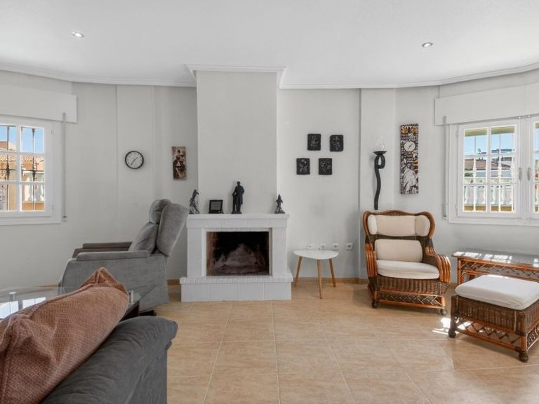 Villa for Sale in Benijofar, Alicante 6