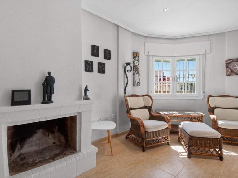 Villa for Sale in Benijofar, Alicante 8