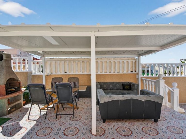 Villa for Sale in Benijofar, Alicante 4
