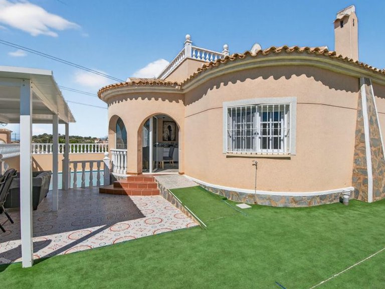 Villa for Sale in Benijofar, Alicante 21