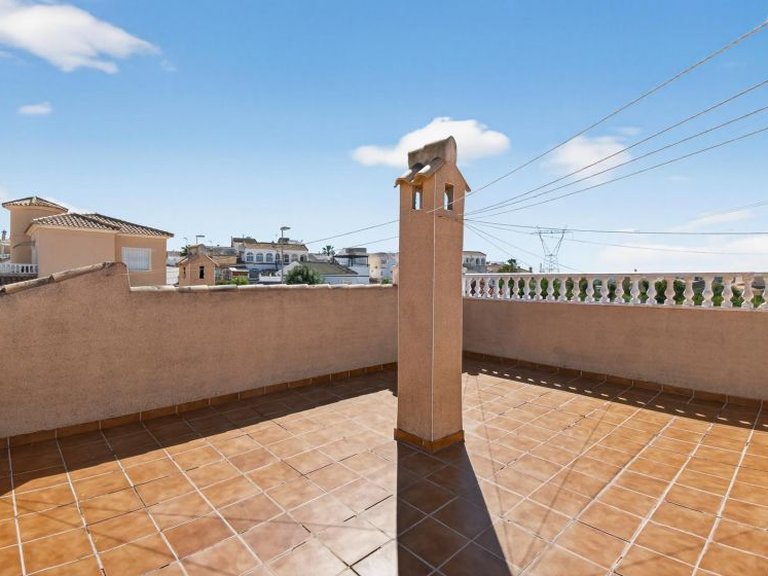 Villa for Sale in Benijofar, Alicante 5
