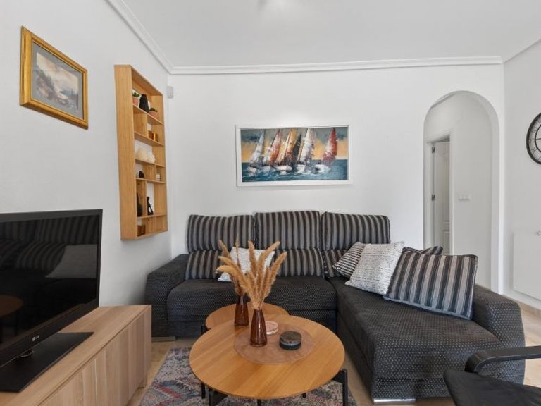 Villa for Sale in Playa Flamenca, Alicante 10