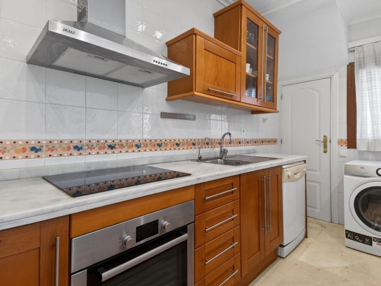 Villa for Sale in Playa Flamenca, Alicante 12