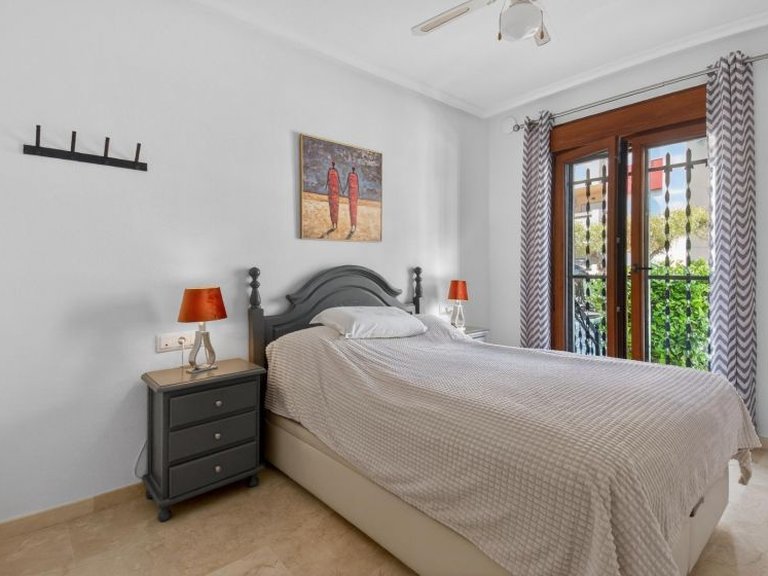 Villa for Sale in Playa Flamenca, Alicante 17