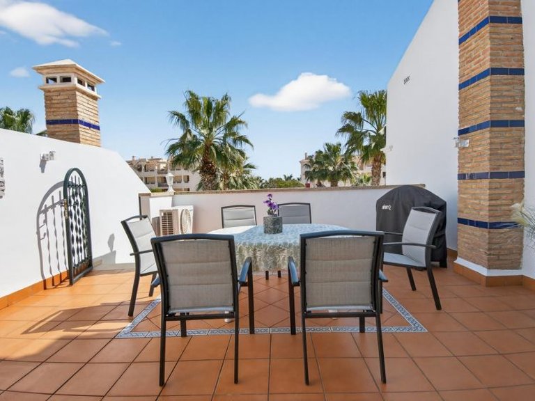 Villa for Sale in Playa Flamenca, Alicante 24