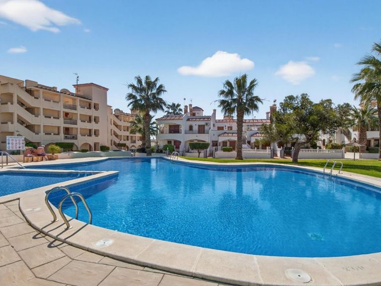 Villa for Sale in Playa Flamenca, Alicante 29