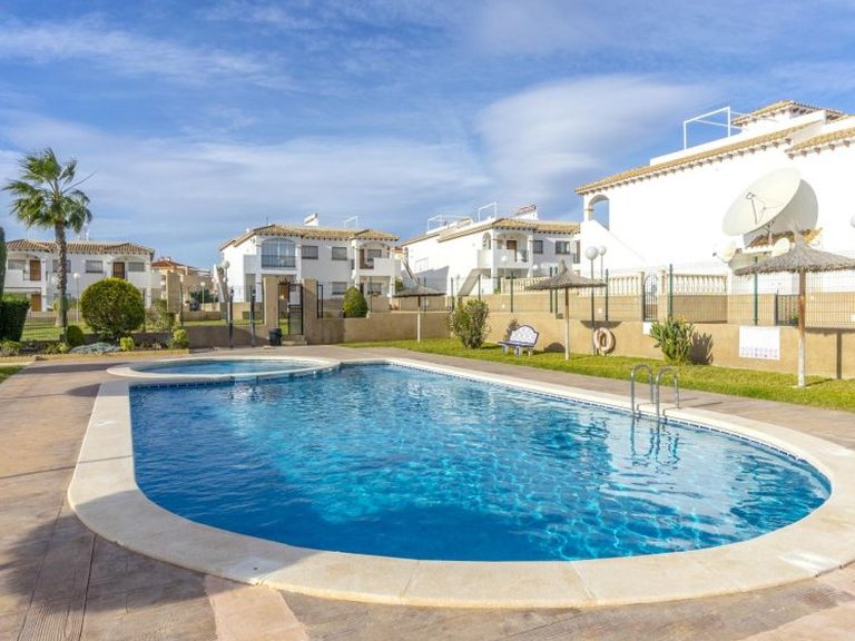 Town House for Sale in Punta Prima, Alicante 6