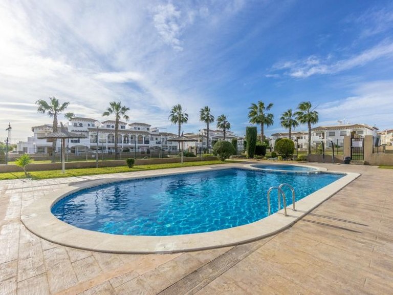 Town House for Sale in Punta Prima, Alicante 31