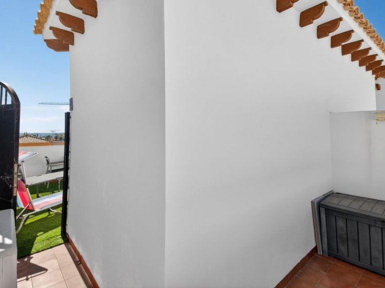 Town House for Sale in Punta Prima, Alicante 24