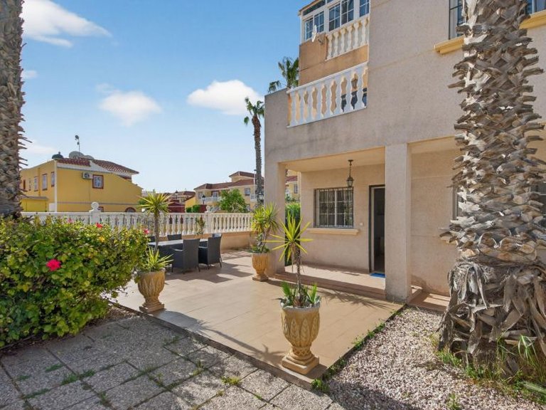Town House for Sale in Torrevieja, Alicante 22