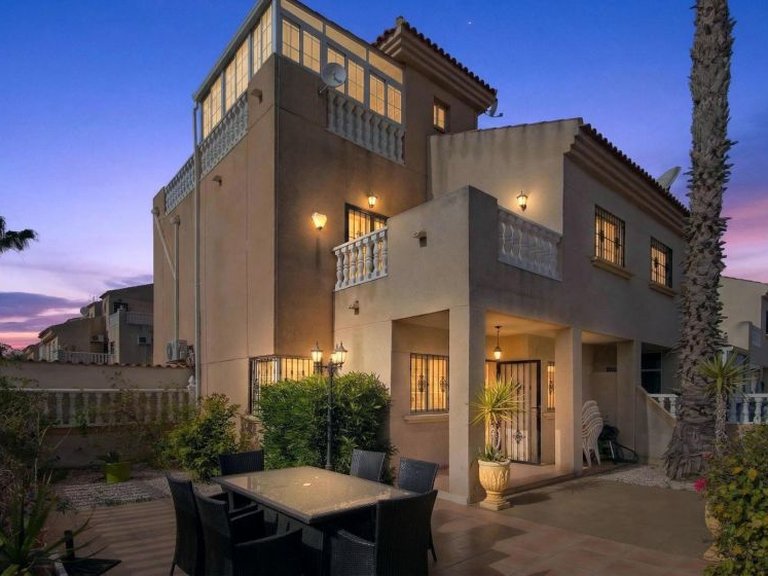 Town House for Sale in Torrevieja, Alicante 6