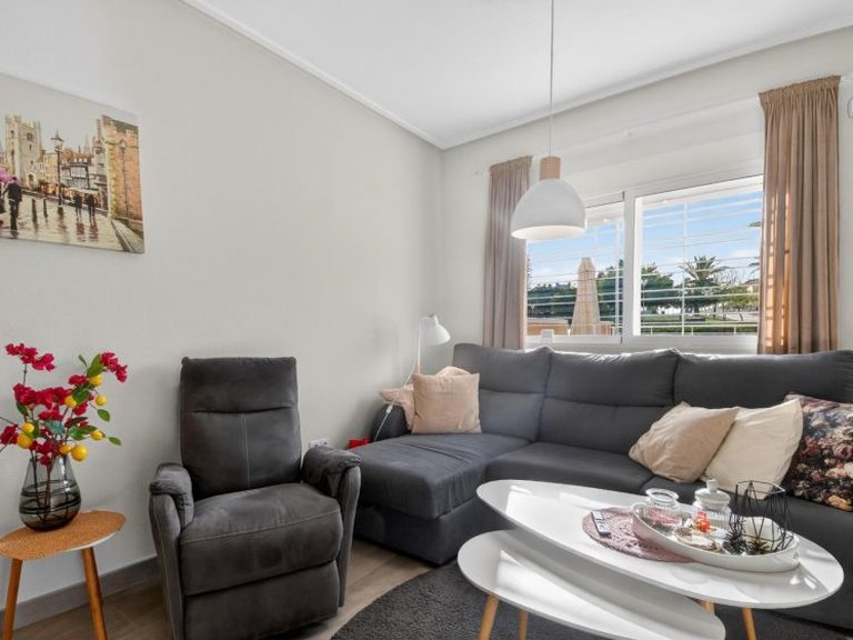 Town House for Sale in Punta Prima, Alicante 12