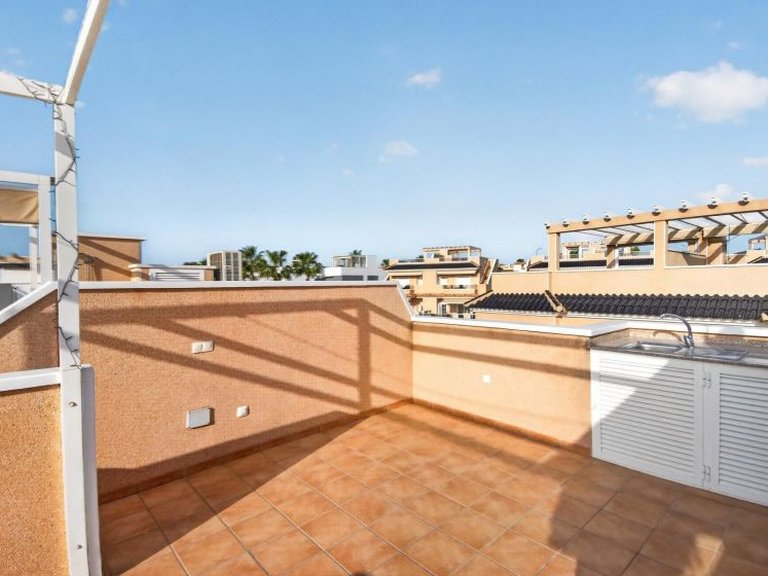 Town House for Sale in Punta Prima, Alicante 25