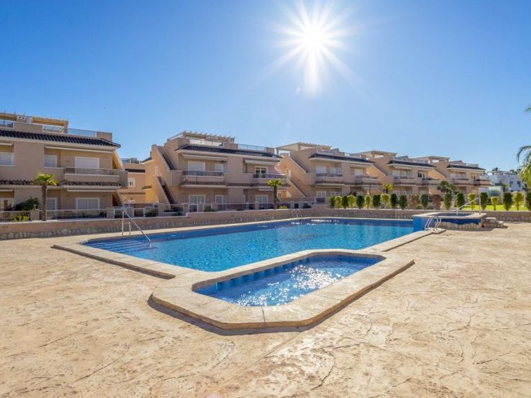 Town House for Sale in Punta Prima, Alicante 34