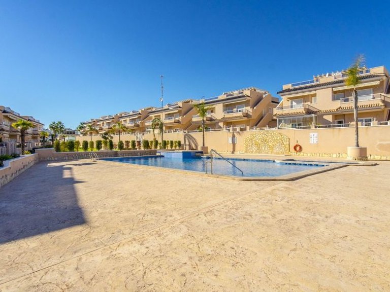 Town House for Sale in Punta Prima, Alicante 36