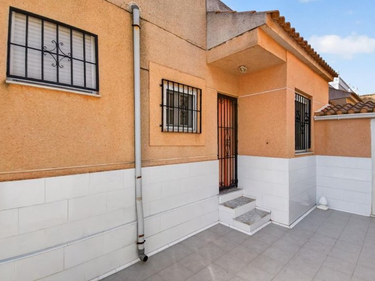 Town House for Sale in Los Altos, Alicante 24