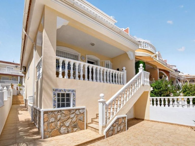 Town House for Sale in Rojales, Alicante 1