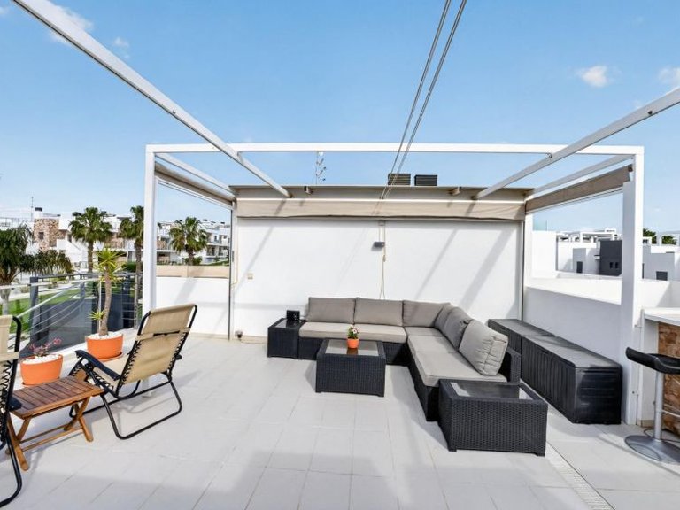 Apartment for Sale in Punta Prima, Alicante 22