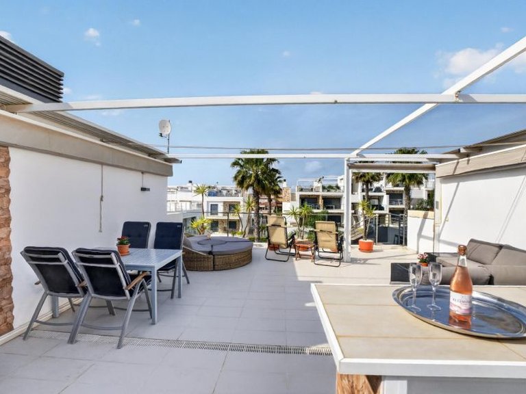 Apartment for Sale in Punta Prima, Alicante 4