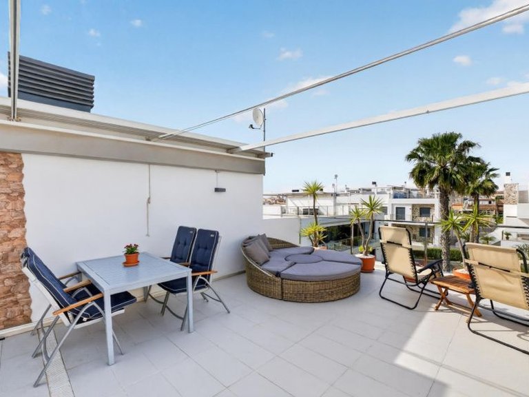 Apartment for Sale in Punta Prima, Alicante 28