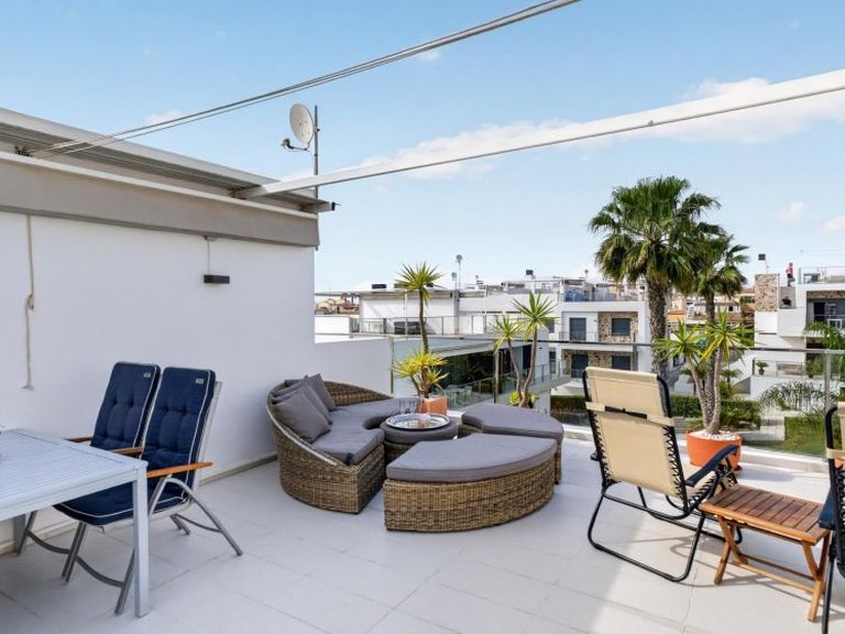 Apartment for Sale in Punta Prima, Alicante 29