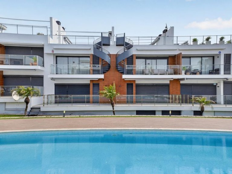 Apartment for Sale in Punta Prima, Alicante 32