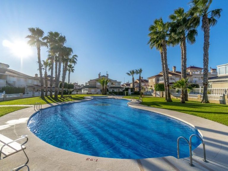 Town House for Sale in Playa Flamenca, Alicante 33